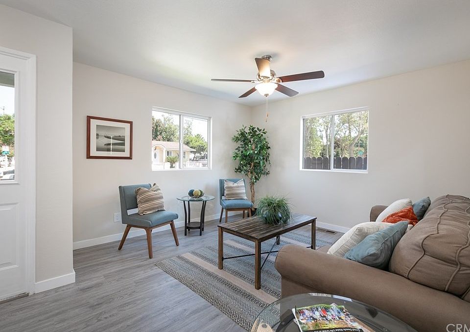 1st image of 12734 La Cuarta St
