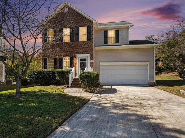 3006 Canterbury Park Ct, Winston Salem, NC 27127
