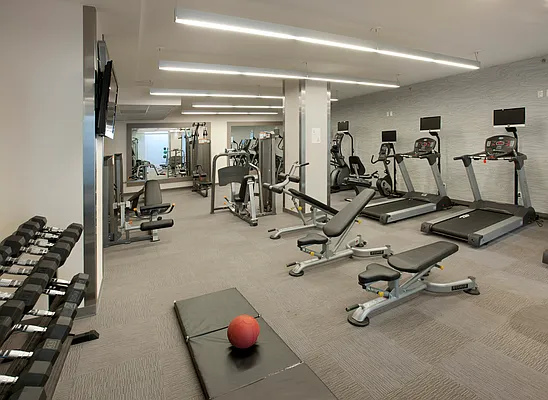 Rented by Adellco Management | media 35