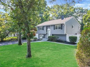 4 Wolfhollow Rd, Centereach, NY 11720