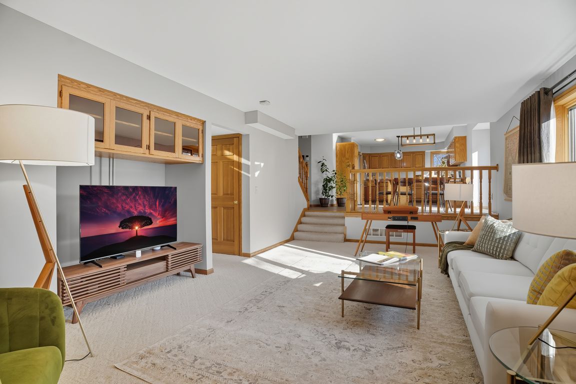 next background image