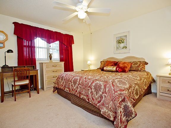 5th image of 1700 N Atlantic Ave APT 223