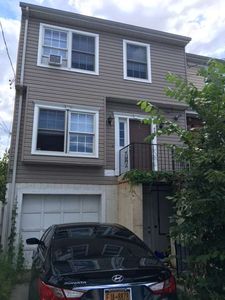 692 Bridge St, Bronx, NY, 10464