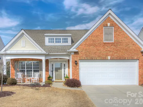 10219 Threatt Woods Dr, Charlotte, NC 28277