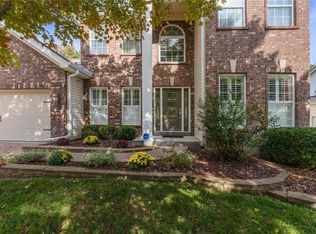 17261 Hilltop Ridge Dr, Eureka, MO