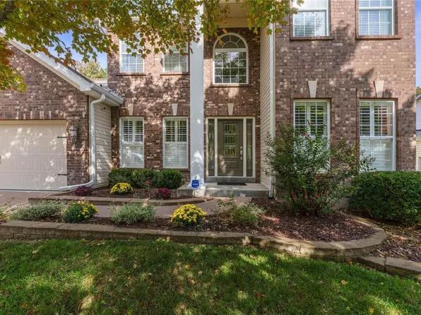 17261 Hilltop Ridge Dr, Eureka, MO 63025