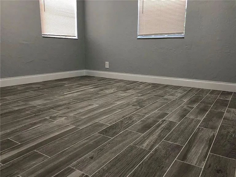 2817 Taylor St — Photo 10