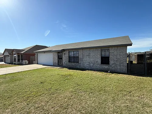 502 Carly Dr Photo 1