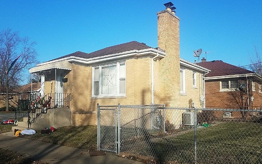 2nd image of 138 Waltham St