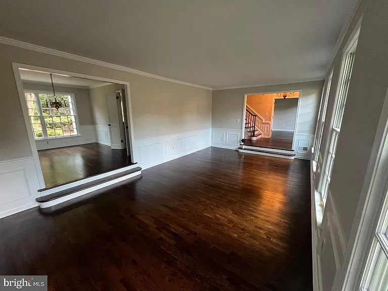 1197 Meadow Green Ln — Photo 15