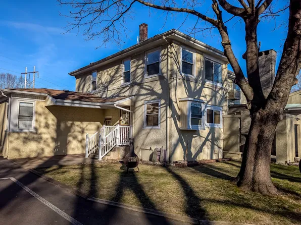 1425 Manville Rd Floor 2, Woonsocket, RI 02895