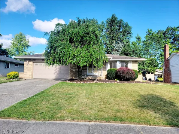7688 Gerald Dr, Middleburg Heights, OH 44130