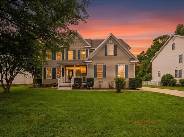 23083 Harbor Towne Dr, Carrollton, VA 23314