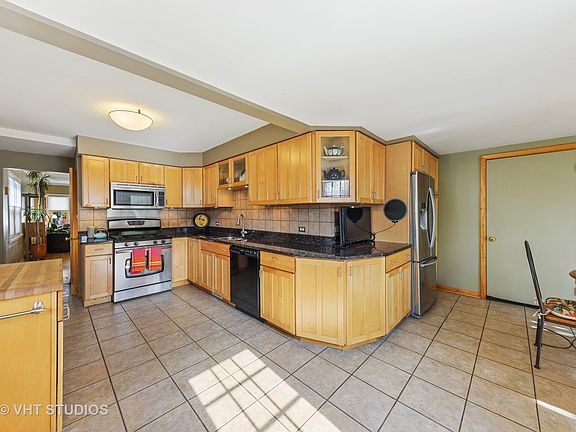 5th image of 5709 W Berenice Ave