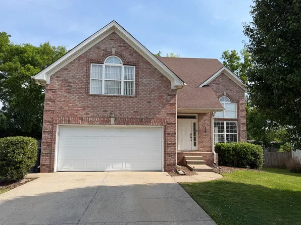 137 Sumner Meadows Ln, Hendersonville, TN 37075
