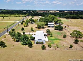 15610 New Berlin Rd, Saint Hedwig, TX 78152