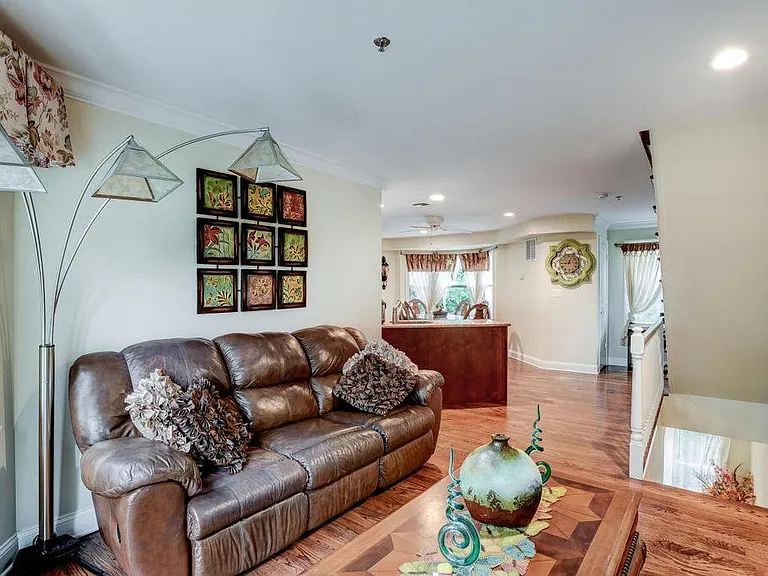 3 Chapin Ave — Photo 8