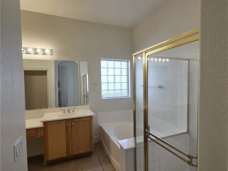 10717 Refectory Ave — Photo 48