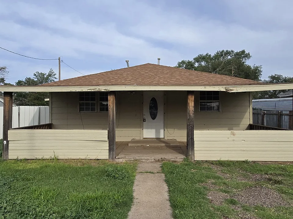 1021 S Westside Ave