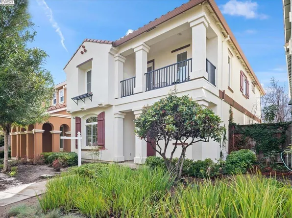 175 W Contento Ln, Mountain House, CA 95391