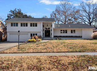 2308 S Wiggins Ave, Springfield, IL 62704