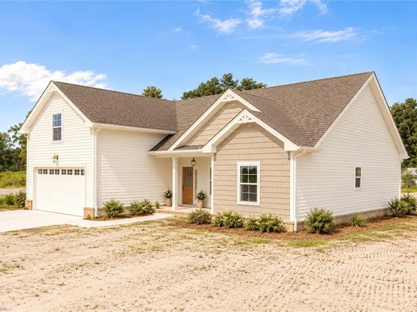 1318 Tulls Creek Rd, Moyock, NC 27958
