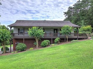 122 Shake Rag Cir NW, Adairsville, GA 30103