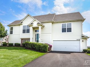 1130 Kilbery Ln #1130, North Aurora, IL 60542