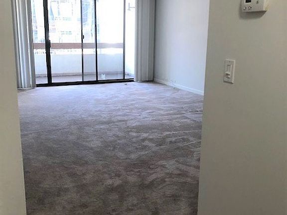 5th image of 2351 Filbert St Unit 102