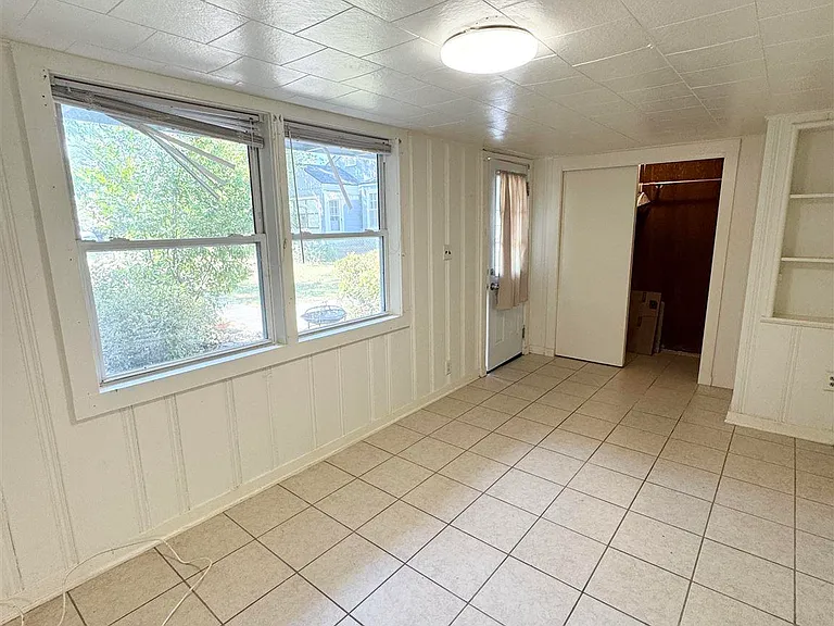 1318 Wilson Ave #A — Photo 5