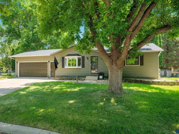 4215 W Mesa Pass, Sioux Falls, SD 57106