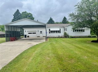3930 Hartman Rd, Erie, PA 16510