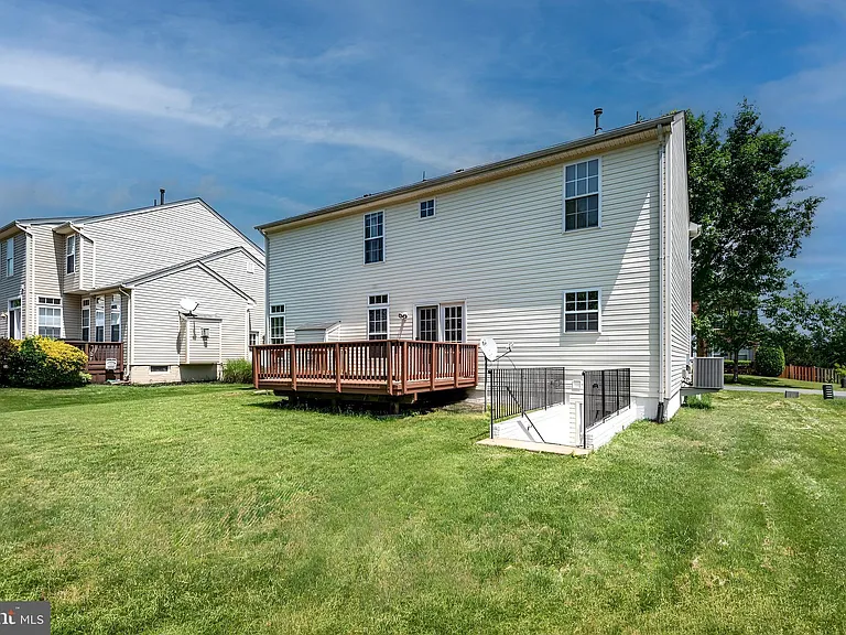 15121 Toccoa Ct — Photo 46