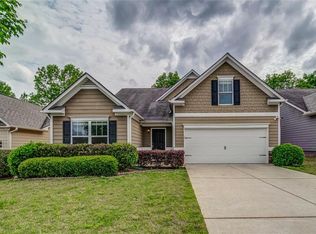 510 Reece Trl, Ball Ground, GA 30107