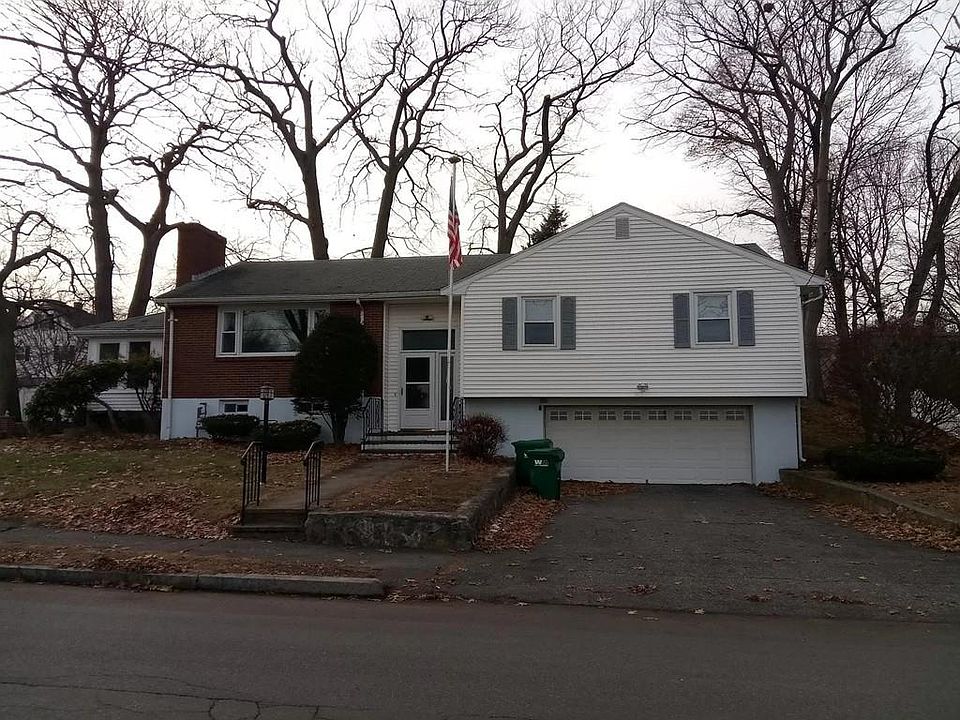 1st image of 33 Doonan St #33