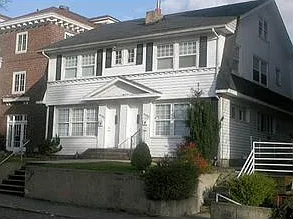 4546 19th Ave NE