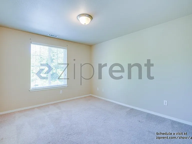 2344 Pleasanton Ct SE — Photo 25