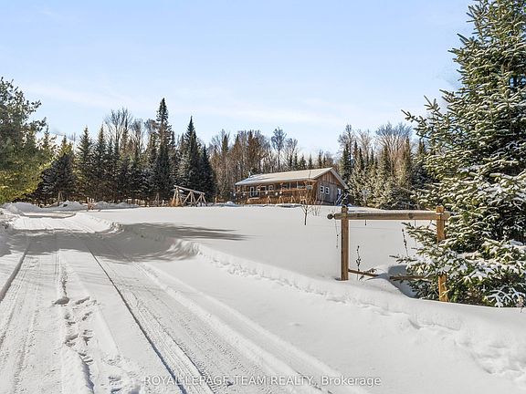 3rd image of 105 Heins Rd