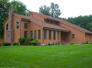 14 Breezy Hill Rd, Collinsville, CT 06019