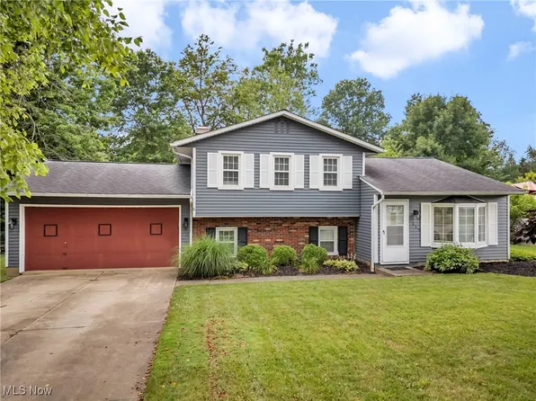 119 Elmwood Dr, Seville, OH 44273