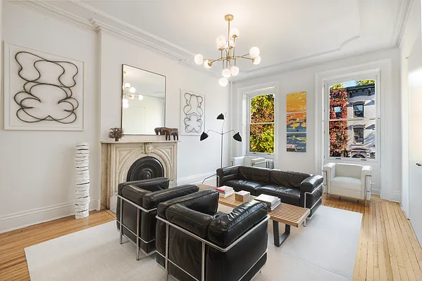 Rented by SERHANT. | media 16