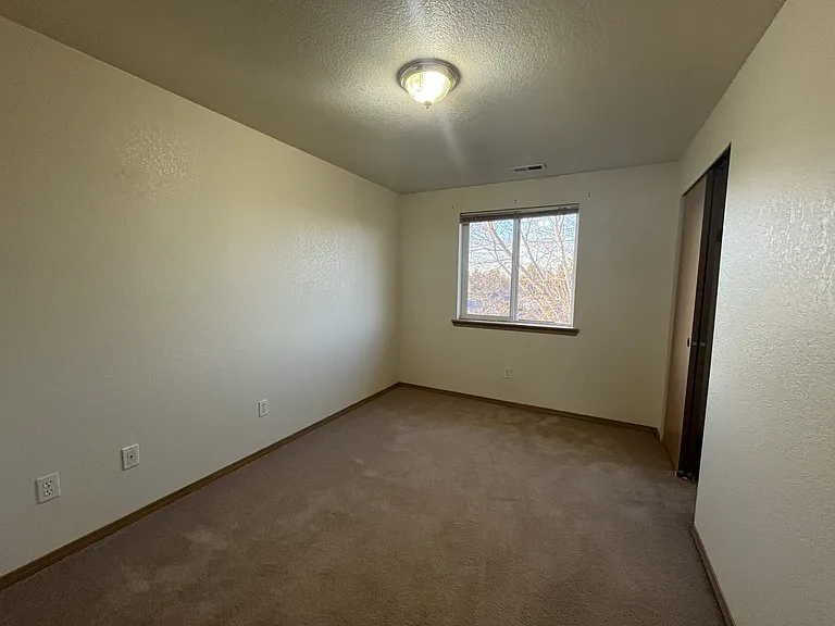 Back bedroom