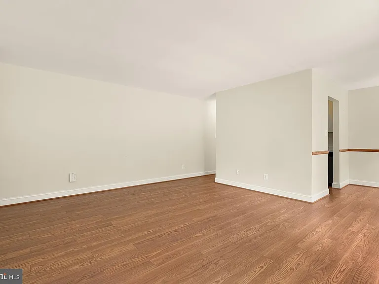 3975 Lyndhurst Dr #103 — Photo 16