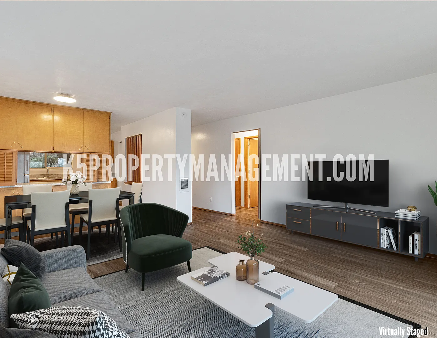 Town and Country Apartments — Photo 1