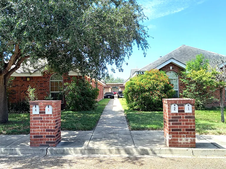 715 S Dfw Dr #3 — Photo 9