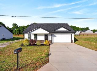 420 Cemetery Rd, Cowpens, SC 29330