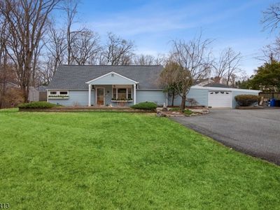 17 Moraine Rd, Morris Plains, NJ, 07950