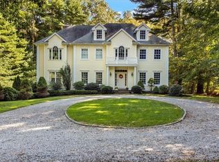 37 Shaker Ct, Guilford, CT 06437