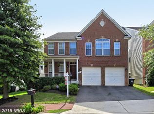 9909 E Hill Dr, Lorton, VA 22079