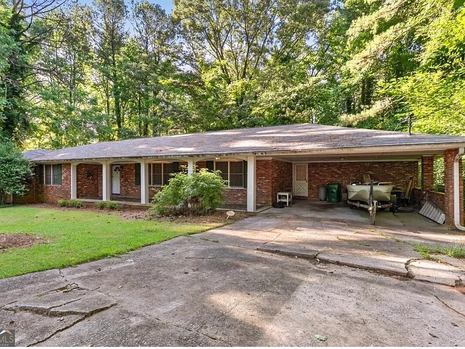 1354 Weston Dr